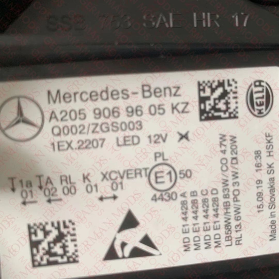 Mercedes-Benz C-Class W205 Facelift 2018-2022 Genuine OEM Intelligent Light System ILS Multibeam LED Blue DRL Headlight / Headlamp Assembly Right / Driver / Off Side A2059069405
