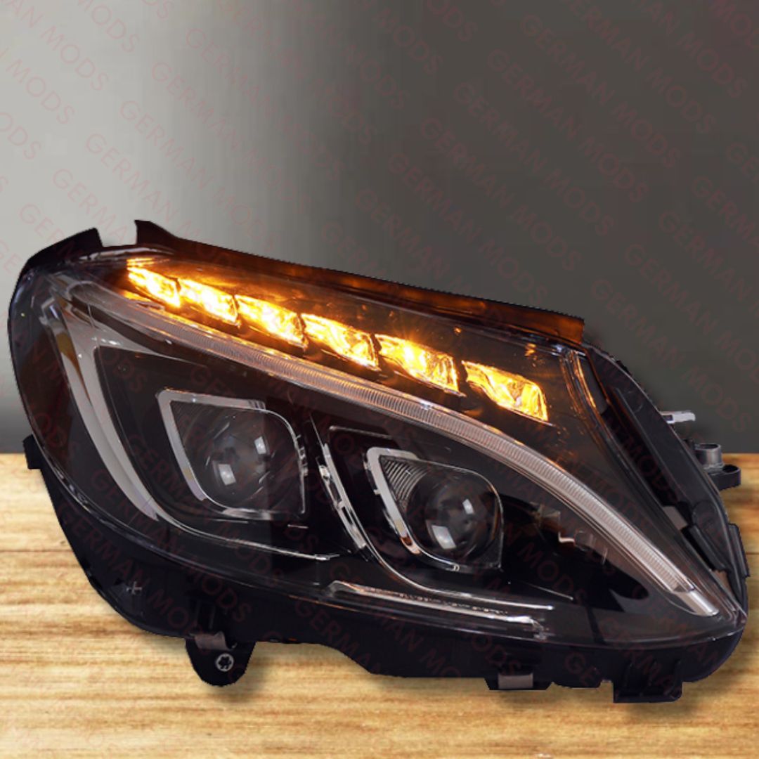 Mercedes-Benz C-Class W205 2014-2018 Genuine OEM LED Intelligent Light System ILS / Multibeam Headlight / Headlamp Assembly Right / Driver / Off Side A2059068202